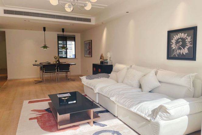 3-Bedroom Apartment | Huangpu | 138㎡ | 