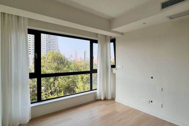 Bright High-Rise with Expansive Green Views on Yongjia Rd