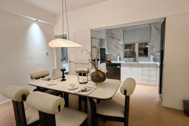 150sqm Good Value 3Beds Big Balcony@Xujiahui