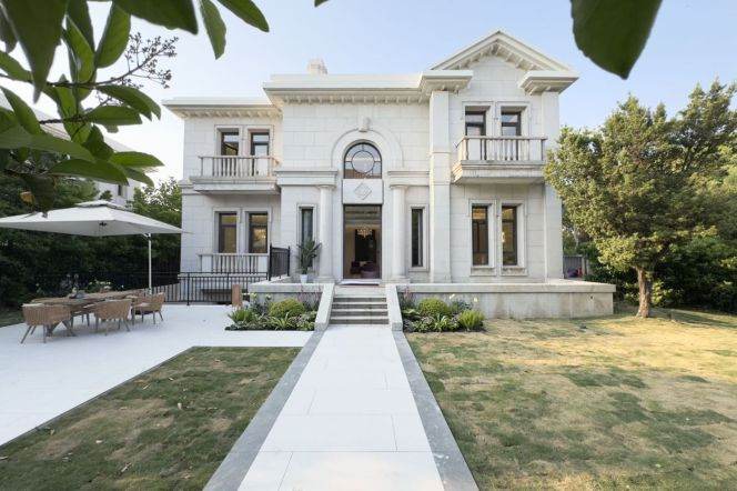 brand new 6brs house floor heating big garden in Qing pu 