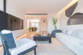  4BR Luxury Apartment | Lujiazui 