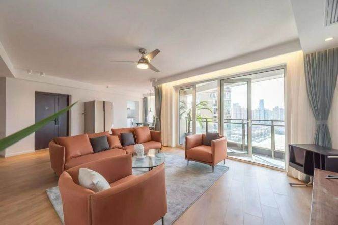 Wuning/Changshou Rd floor heating 3brs/2lv/2bt apt with balcony; L13/14