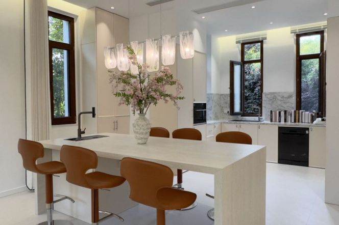 brand new 6brs house floor heating big garden in Qing pu 
