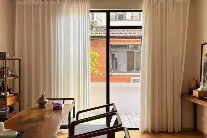 Whole lane house floor heating spacious 3brs/2lv/2bt apt with balcony;L14