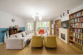 Lujiazui Core | Spacious 4BR Residence w/ City Icons at Your Doorstep