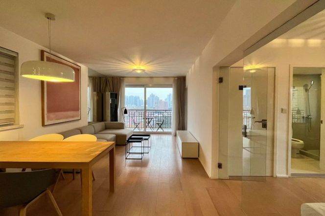 Nice 2br/2bt Flat in Oriental Paris