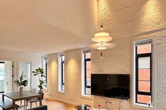 Charming 3BR 2BA Old Apt nr W.Nanjing Station