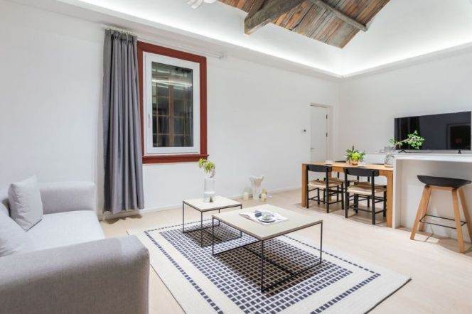 Cozy 1Br + Loft w. Dish washer@W. Nanjing Rd