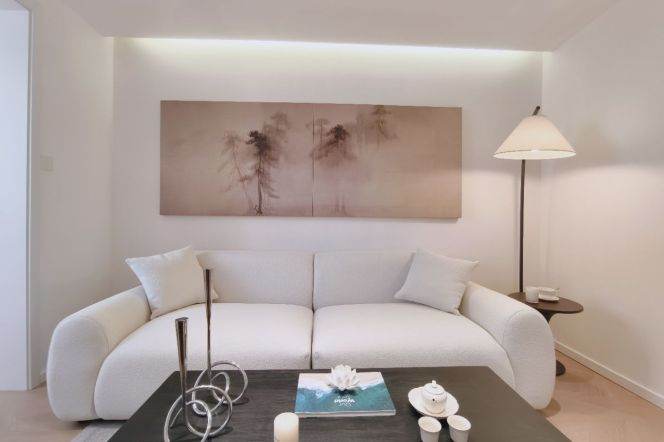 Elegant n high quality 1 BR 1 LR with elevator @ Xujiahui  