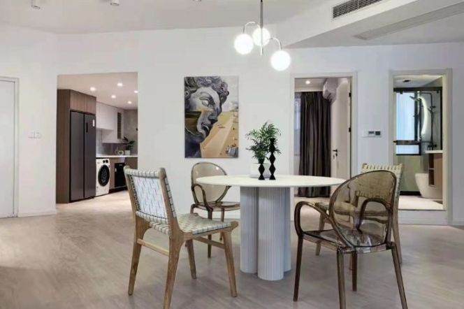  2BR 2baths with cloakroom nr Xujiahui CBD Line 1/9/11