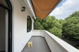 nice 5brs townhouse with garden terrace in hong qiao only 33.7K