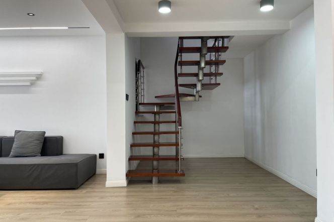 18k Duplex 3Br 2Bathr with floor heating Nr Wuning Rd.line13/14
