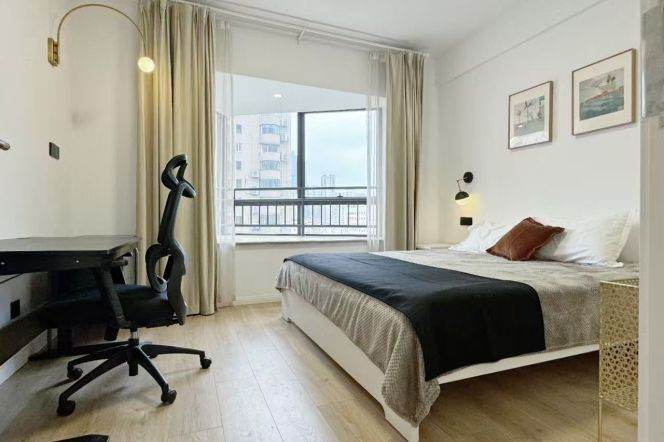 1 br near L2/12/L13 west nanjing rd station