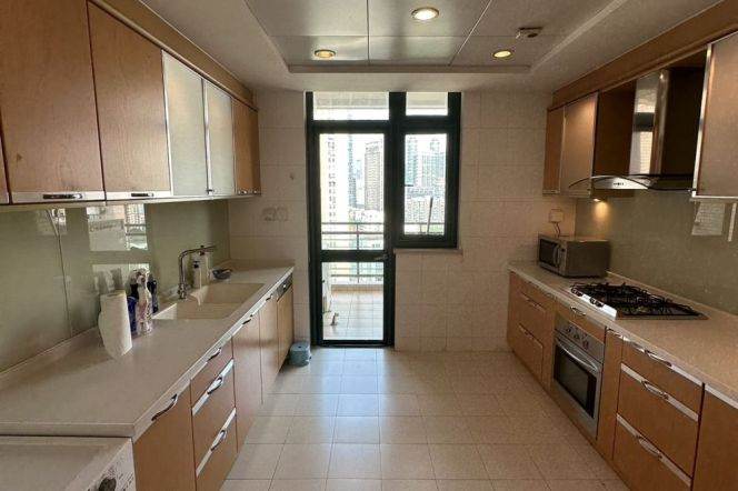 Modern 2brs with big terrace  and floor heating in Lujiauzi