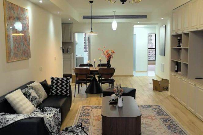 Xujiahui spacious & charming 3br2bt good situation with 23k