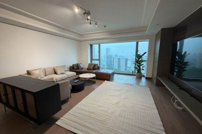 super modern 3brs floor heating balcony nice wooden floor beside Huang pu river 47K