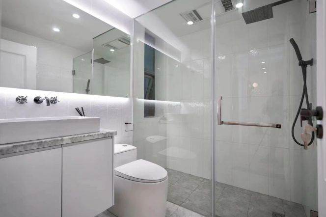 modern 3brs with floor heating modern furniture near line 13,14 and Jing an temple 25K