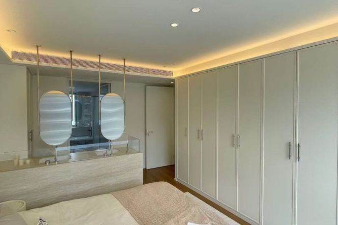 Modern decoration 3brs with floor heating an river view beside Su zhou river ,