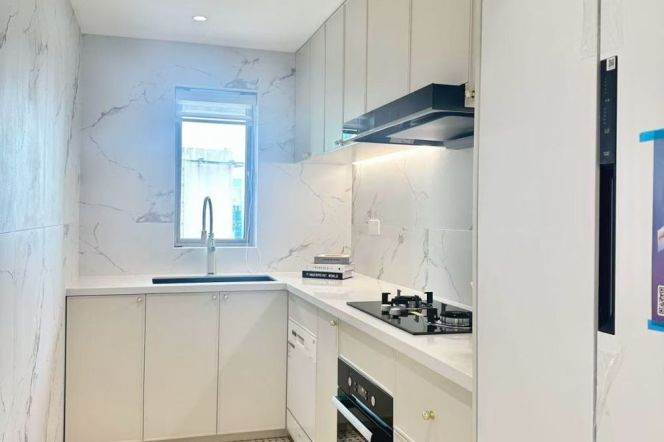 super modern 2brs floor heating nice river view beside Huang pu river 