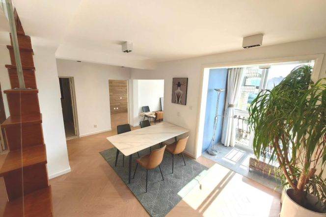 Spacious 2Brm With 100Sqm Terrace Near Line 10/11 Jiaotong University
