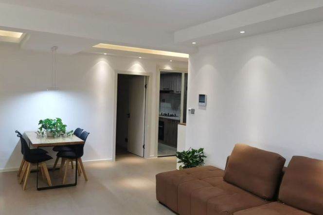 17.5k Newly 3Br 2Bathr nr Suzhou River close to People Square line1/2/8