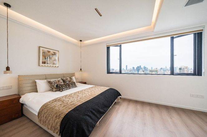 Modern decoration 3brs with floor heating in Xujiahui