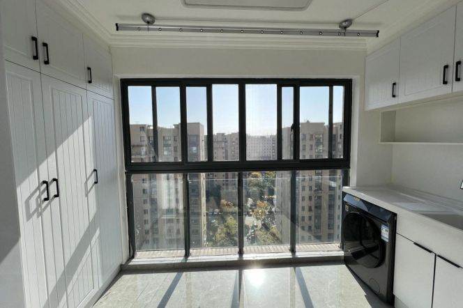 Nice 2br,with floor heating,close to Korean Town,Line 9