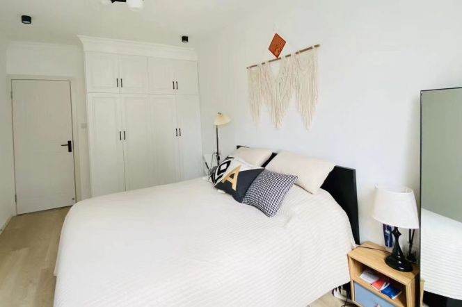 Elevator 2Brs/1Lr/1Bt apt nr Jiangsu rd,M2/11/14