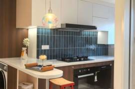 brand new apartment- elevator - friendly landlady- line 1 South Huangpi Road