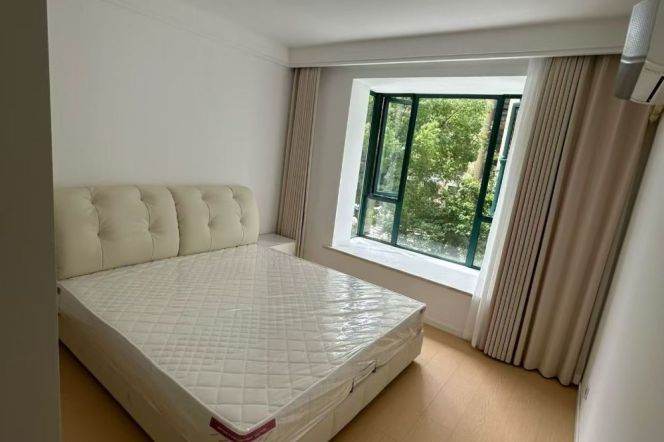Brand new 2brs/100sqm & balcony/elevator @Zs Park & Line2/3/4