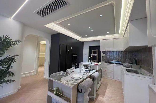 Changshou Rd 3BR 2BA/Floor Heating+Bathtub