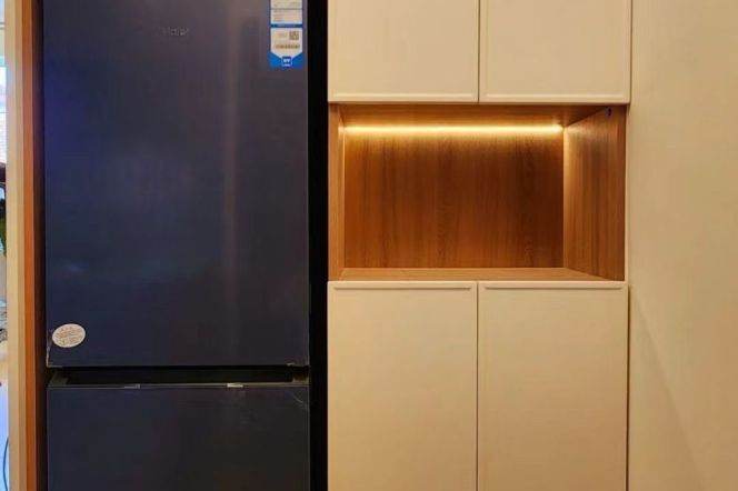 line 1/7 changshu road -1bed - duplex - quiet house- modern 