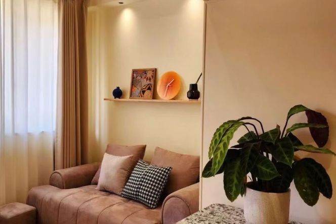 line 1/7 changshu road -1bed - duplex - quiet house- modern 