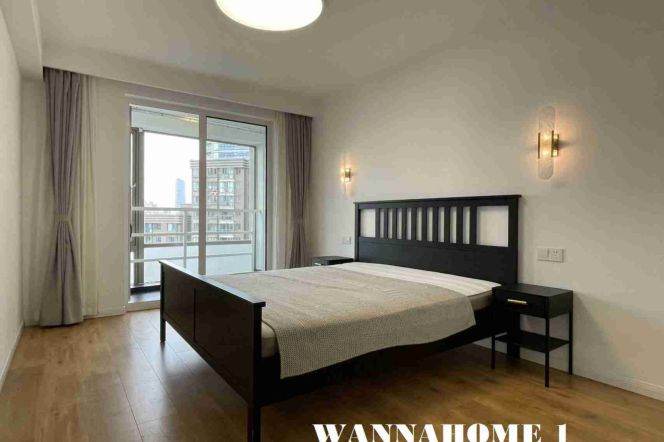 Fabulous&Spacious 3Bdrs 2Baths Apt+Stunning Su Zhou Creek View+L13 Wu Ning Rd/Top Compound