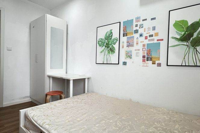 2 rooms near west Nanjing rd, close to ECNU, advance booking accepted 
