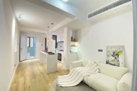 Nice 1+1BR with  garden nr jiang su rd station