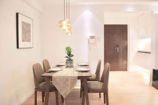 Premium 3BR Next to Century Park — 26,000 RMB