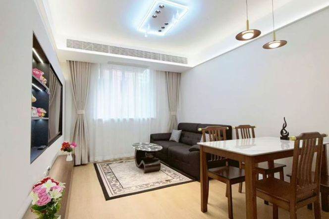 1BR+Central AC/Loushanguan Rd