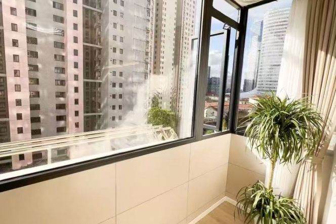 Loushanguan Road 1BR+Elevator