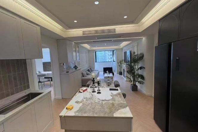 Changshou Rd 3BR 2BA/Floor Heating+Bathtub