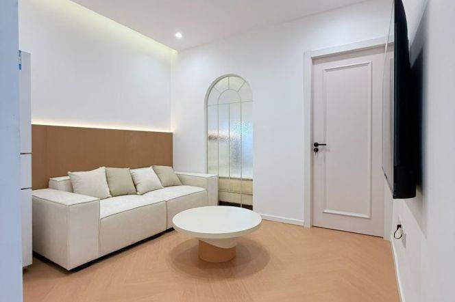 Modern 1br Nr Jiashan road M9/12