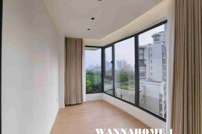 New&Modern&Spacious&Bright 1Bdr 1Bath Apt+Taikoo Hui+Large Balcony+West Nan Jing Rd Metro