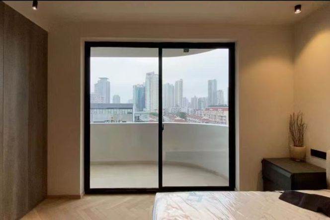 Spacious 3+1 Bedroom Apartment | Jing an Jiangning Road