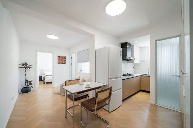 modern 2brs Nr jinjiang park M1