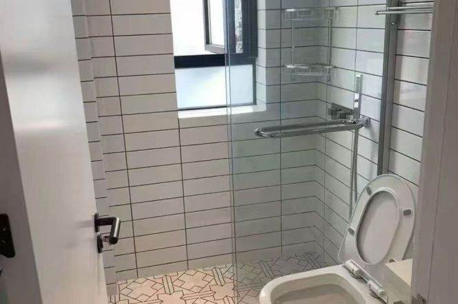 South Shanxi rd 1BR apartment with balcony