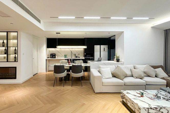  Luxury 3-Bedroom Apartment | Xintiandi