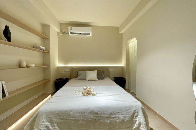 Shanghai stadium station one bedroom