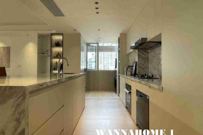 Spacious&Modern&Bright 3Bdrs 2Baths Apt+185Sqm+L2/3/4 Zhong Shan Park+Nice View