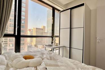 Bright room near Hanzhongrd,just 2 roommates, close to TJU,short/long lease ok 