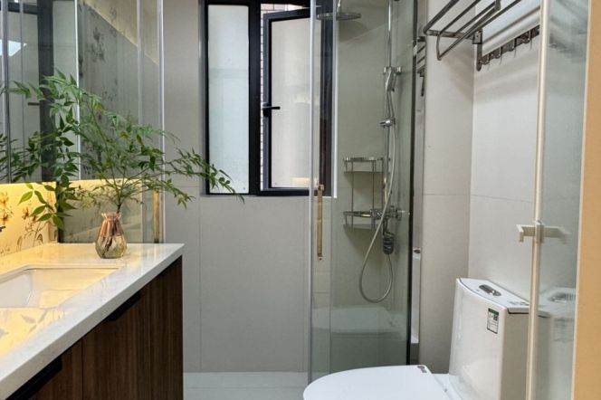 Spacious 2Br-2bathr + heating | Yanping rd & Changping rd metro | Wuning rd L13&14